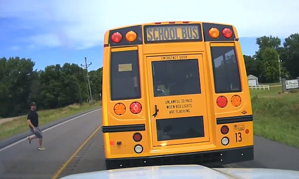 Passerby stops runaway school bus in Minnesota
