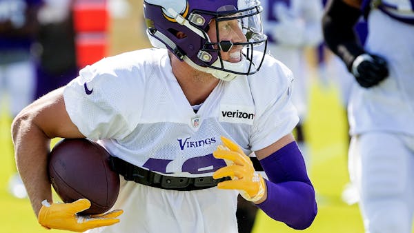 Vikings' Thielen talks about Diggs' new contract