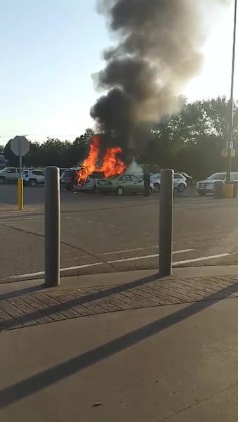 Eyewitness video shows van fire that spread to van parked next to it