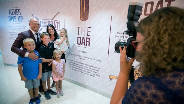 'Row The Boat' wall unveiled at U hospital