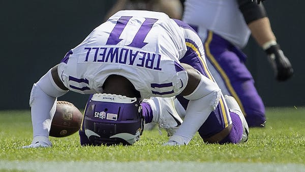 Treadwell 'owning up to' dropped ball that led to Packers interception