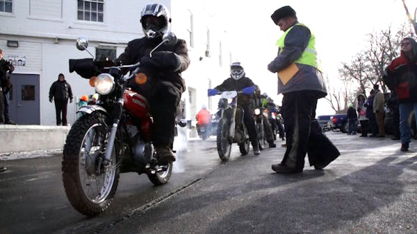 Motorcycle riders bundled up for New Year's Day I-Cycle Derby