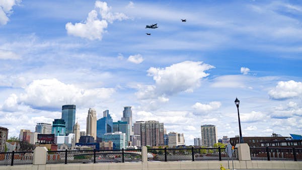 Twin Cities military flyover honors health care heroes