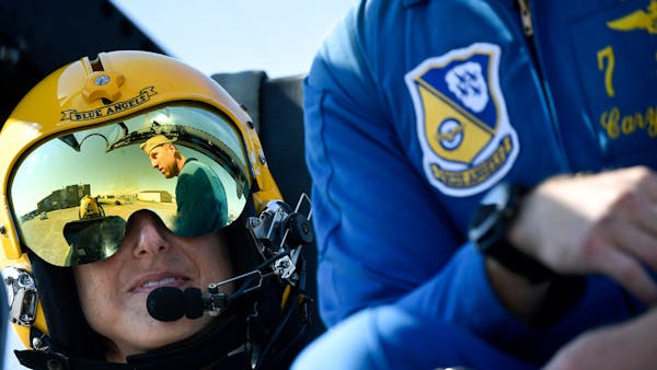 Star Tribune reporter takes to the sky in a Blue Angels jet