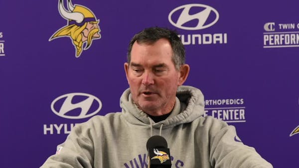 Griffen back at Vikings practice; Zimmer mum on when he'll play