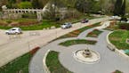 Minnesota Landscape Arboretum will reopen to walkers today