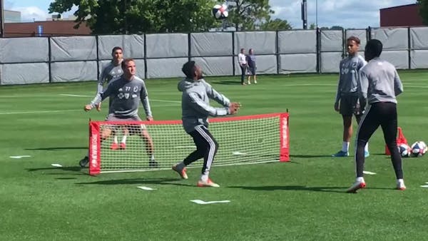 Loons players bond, joust with 'soccer tennis'