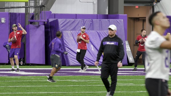 Access Vikings: Light workout as Vikings prepare for 49ers