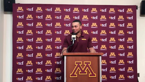 Gophers' Winfield on what he's learned from his father