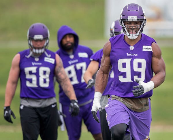 Danielle Hunter says he's still hungry after $72 million contract