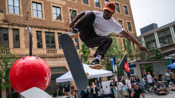 Skateboarders take over Nicollet Mall in Minneapolis