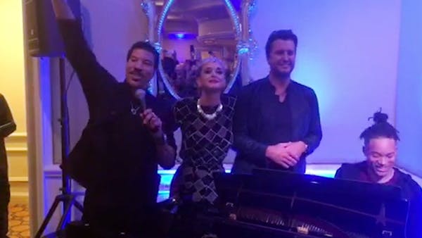 Watch Lionel Richie, Katy Perry and Luke Bryan sign 'I'll Be There'