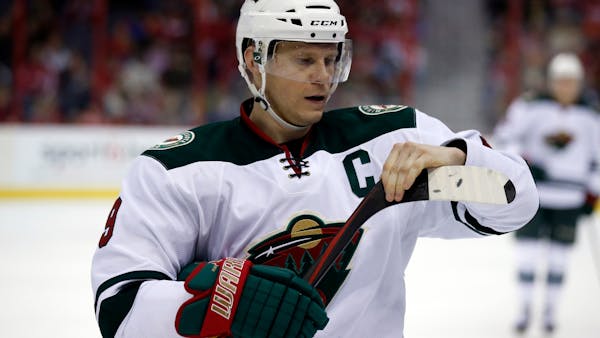 Koivu gets new contract