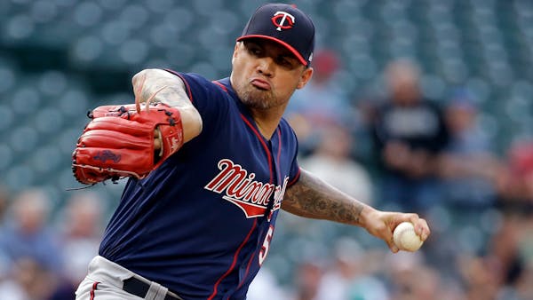 Santiago struggles again as Seattle sends Twins to another lopsided loss