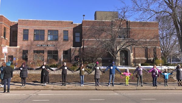 Bells, chants mark student walkouts for Parkland victims