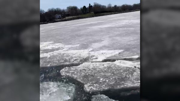 Boaters break up giant ice chunk to protect dock