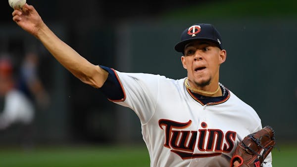 Berrios struggles as Houston grinds down Twins 7-2