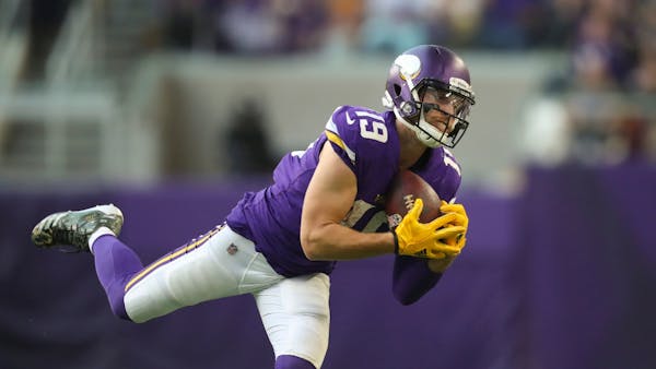 Thielen, Keenum talk about playing Thanksgiving Day game