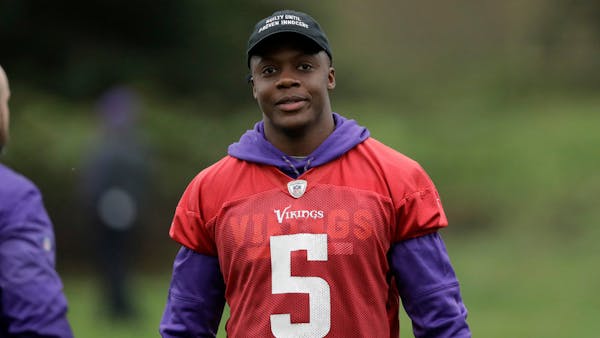 Vikings players talk about Bridgewater's likely return to the roster