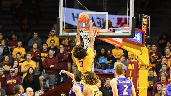 After slow start, Gophers recover to beat Western Carolina by 28
