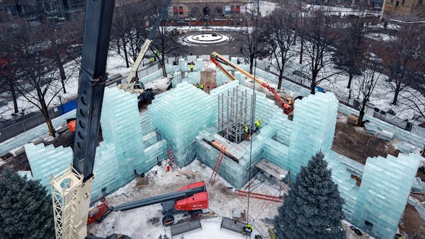 See St. Paul's 70-foot-tall ice palace being built block by block