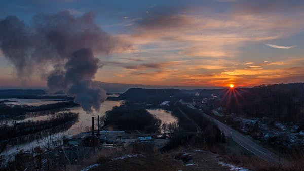 Woman shoots sunrise over Red Wing every day for a year
