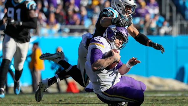 Souhan: Offensive line issues mount as big plays dwindle for Vikings