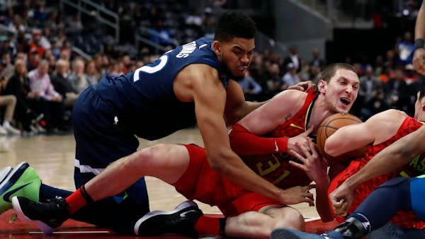 Wolves lose 105-100 to last-place Atlanta