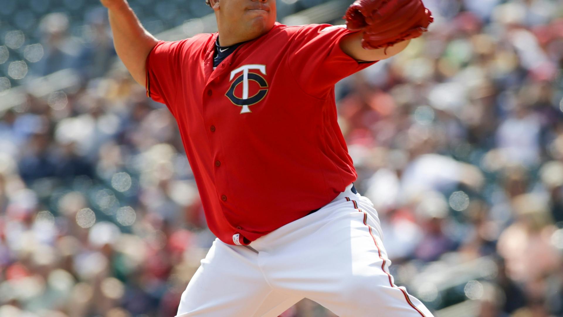 Twins righthander Bartolo Colon says his breaking pitches weren't sharp in Thursday, so he relied on his fastball more than usual against the White Sox.