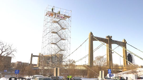 Zipline riders will fly over the Mississippi at up to 30 mph