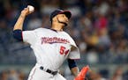 Eight-run eighth inning lifts playoff-minded Twins to victory over Detroit