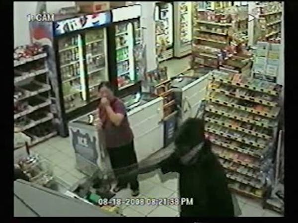 Violent armed robbery in St. Paul