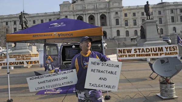 Vikings fans weigh in on Capitol debate