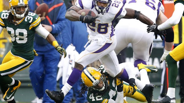 Peterson's big day torpedoed in Green Bay