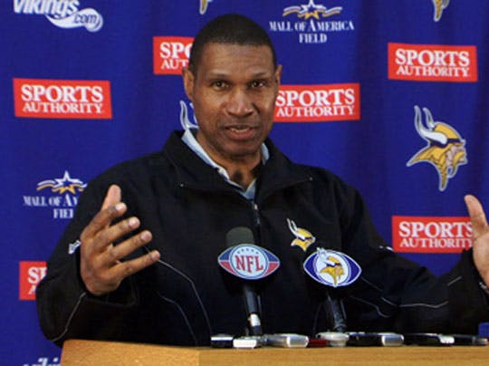 Vikings coach Leslie Frazier and VP of Player Personnel Rick Spielman discuss the upcoming NFL draft.