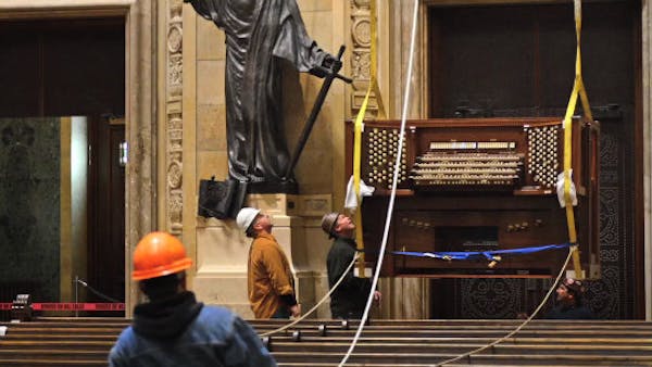 Cathedral of St. Paul installs new organ console