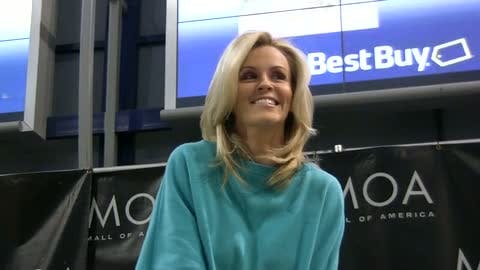 Jenny McCarthy may not have had many fans at her Mall of America book signing for "Love, Lust & Faking It" but she had one fan who's ardor made up for the size of the crowd.