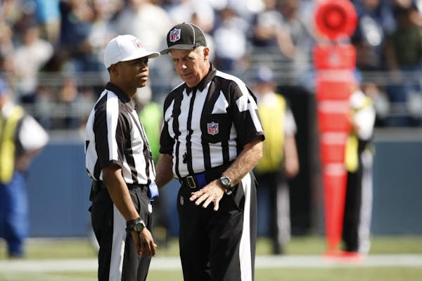 SidCast: Replacement refs 'bunch of amateurs'