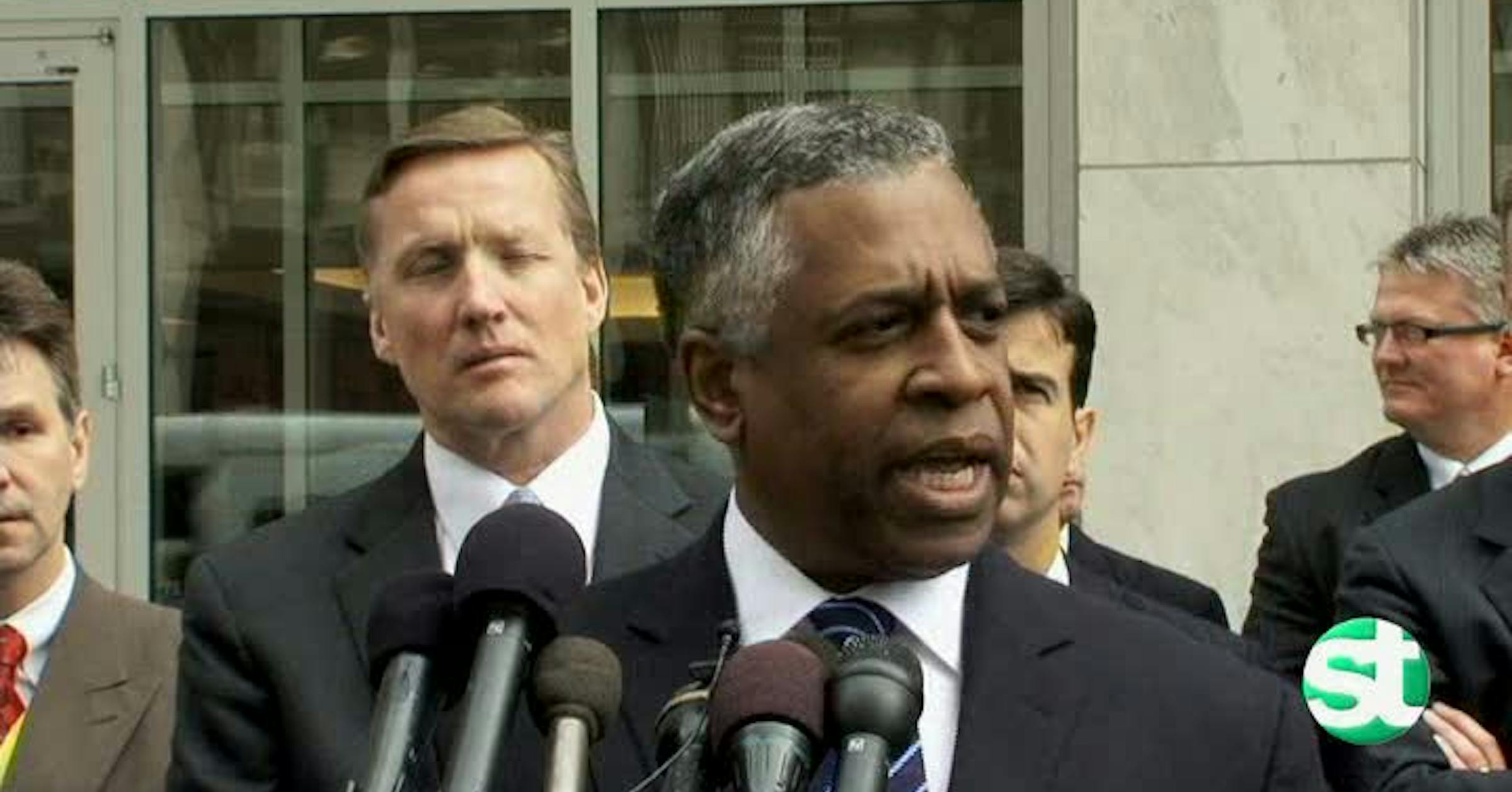 Tom Petters is sentenced to 50 years in prison Tom Petters is sentenced to 50 years in prison