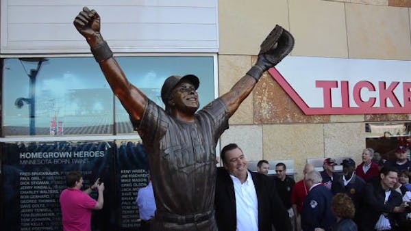 Hrbek gets a statue at Target Field