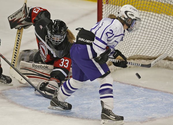 Girls' hockey opens with favorites winning