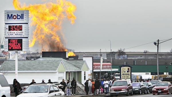Gas explosion shuts down south Minneapolis