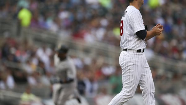Twins go from Diamond to dust in loss to Yankees