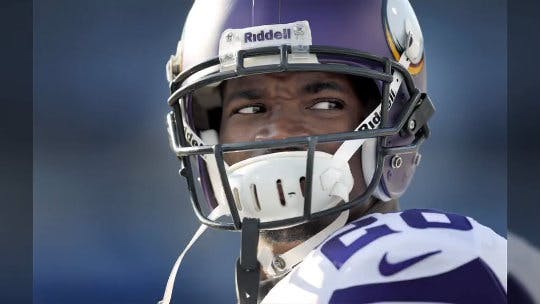 Is having running back Adrian Peterson on the field during a preseason game worth the risk of an injury? Plus, what are linebacker Desmond Bishop's chances to make the team?