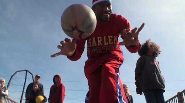 Harlem Globetrotters bounce into town