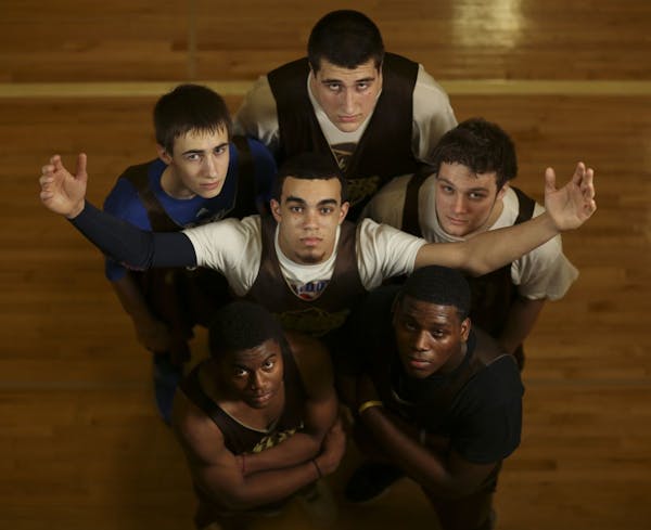 PrepCast: Boys' basketball takes center stage