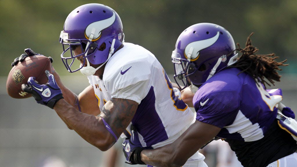 Vikings coach Leslie Frazier discussed Greg Childs' knee injury after practice on Monday.