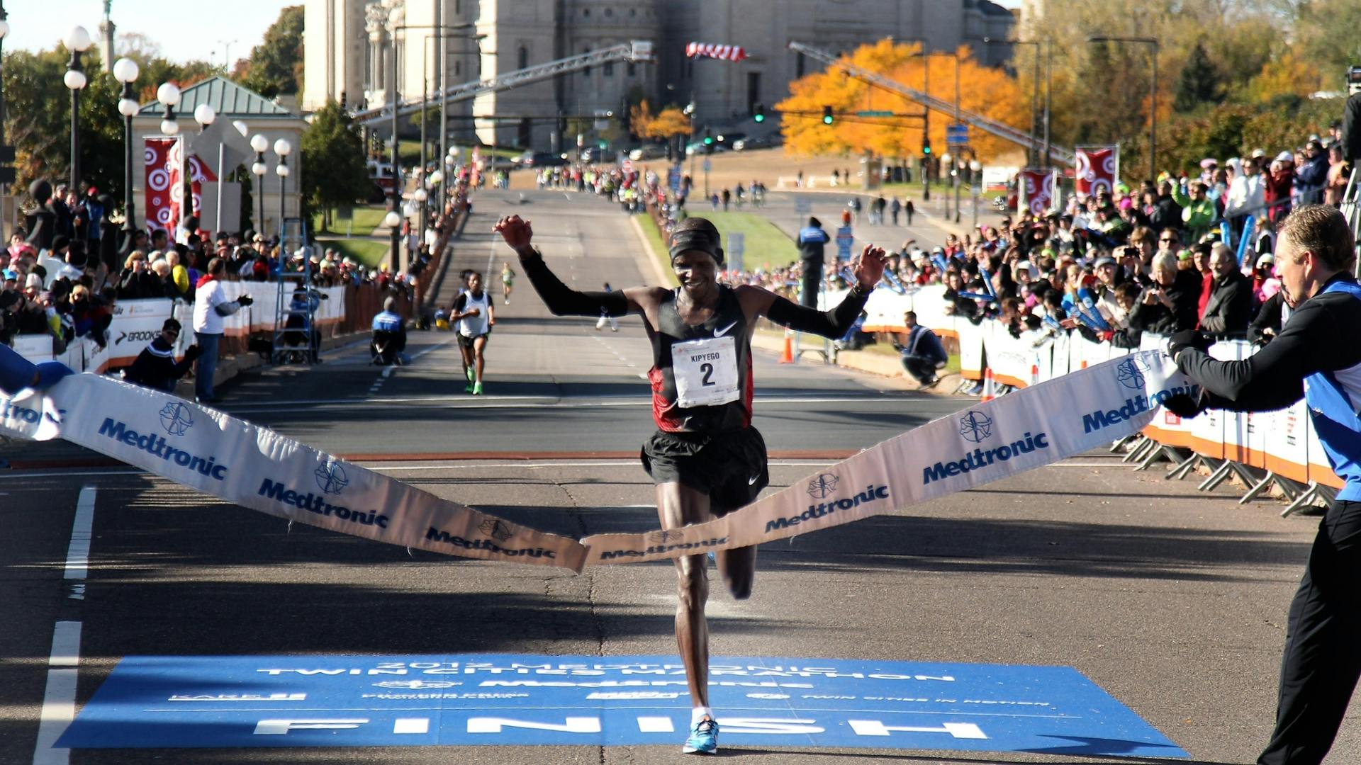 The 2012 Twin Cities Marathon started at 8 a.m. with a sub-30-degree temperature.