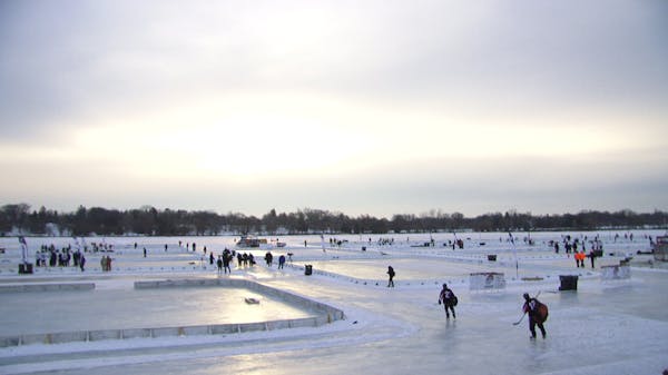 The way hockey should be played: On the pond