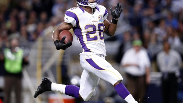 Peterson runs for 212 yards as Vikings top Rams